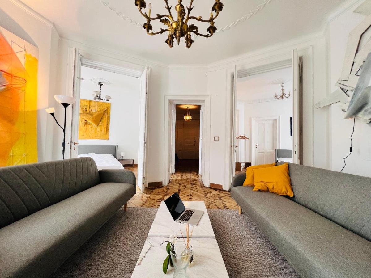 Sada Art Gallery Apartment 부쿠레슈티 외부 사진