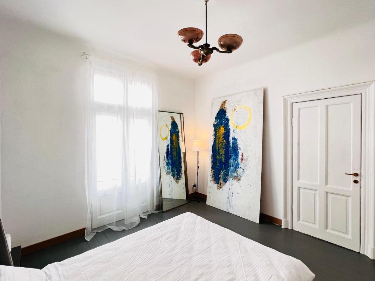Sada Art Gallery Apartment 부쿠레슈티 외부 사진