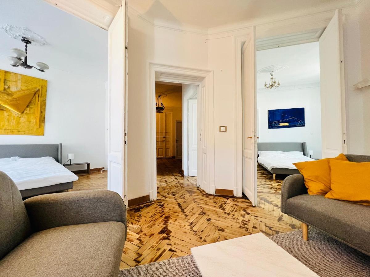 Sada Art Gallery Apartment 부쿠레슈티 외부 사진